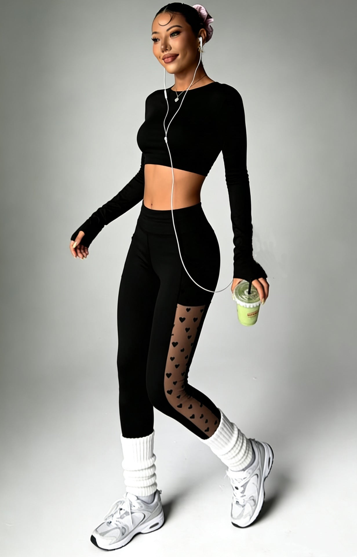 Sportliche Outdoor-Leggings mit Po-formendem Mesh-Einsatz, Taschen und Einsätzen