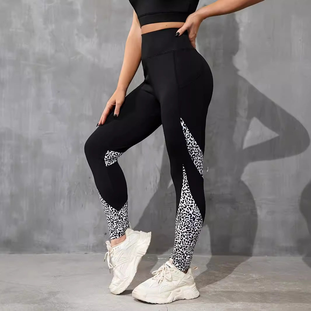 Leggings mit kontrastfarbenem Patchwork-Design, hohem Bund und Hüfthebung, eng anliegend für Sport und Yoga